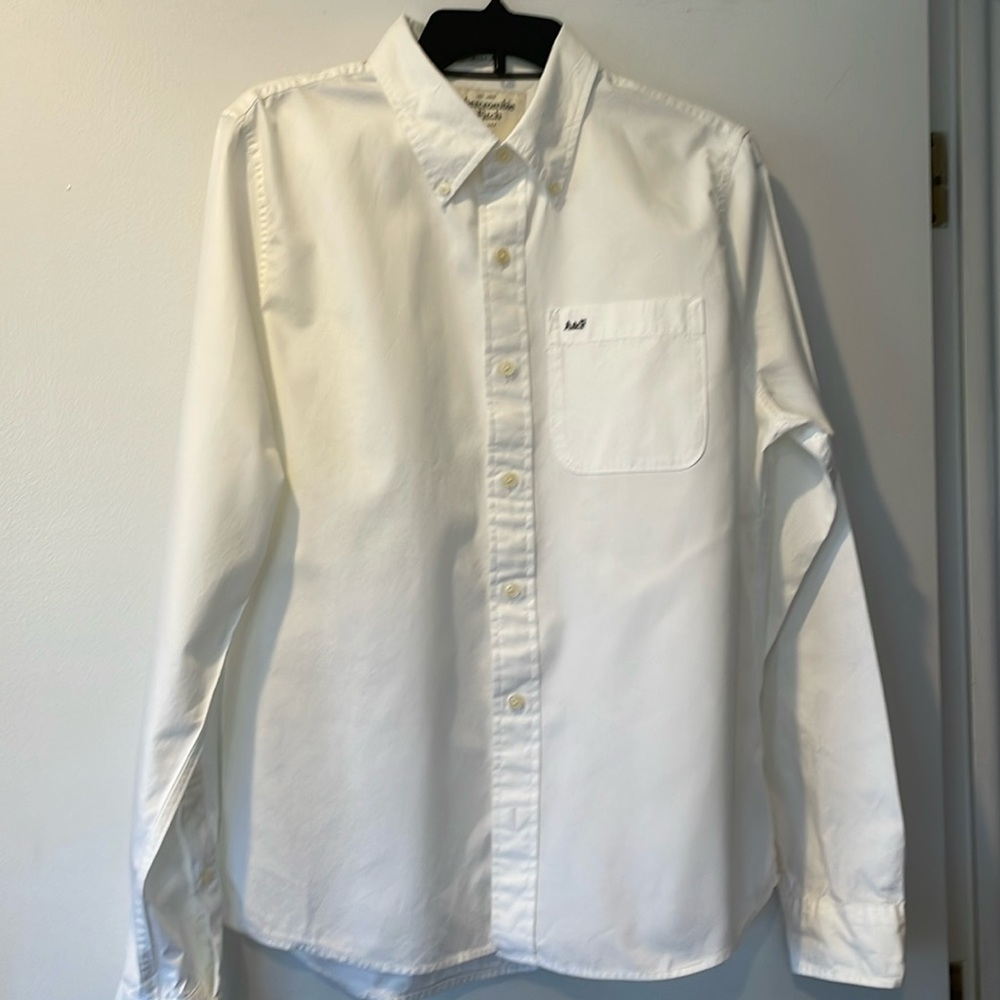 Abercrombie and Fitch mens white shirt. Size XL